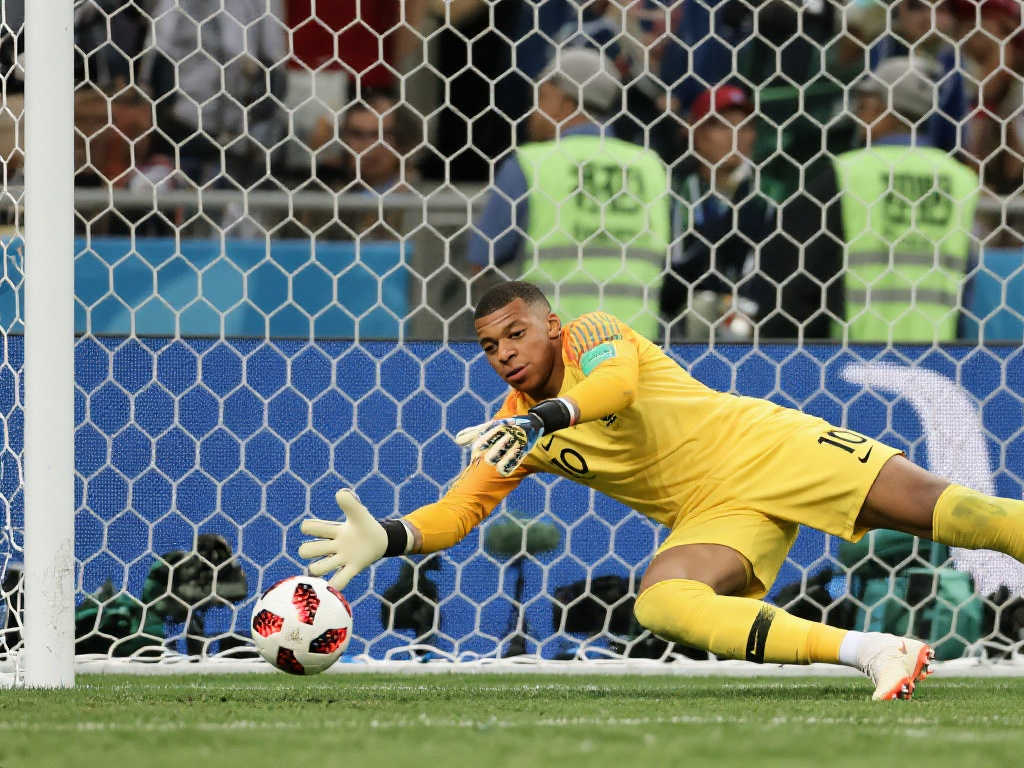 安帅力挺姆巴佩:不应以失点定论,门将透露:早已研究姆巴佩习惯 安帅力挺姆巴佩:不应以失点定论,门将透露:早已研究姆巴佩习惯